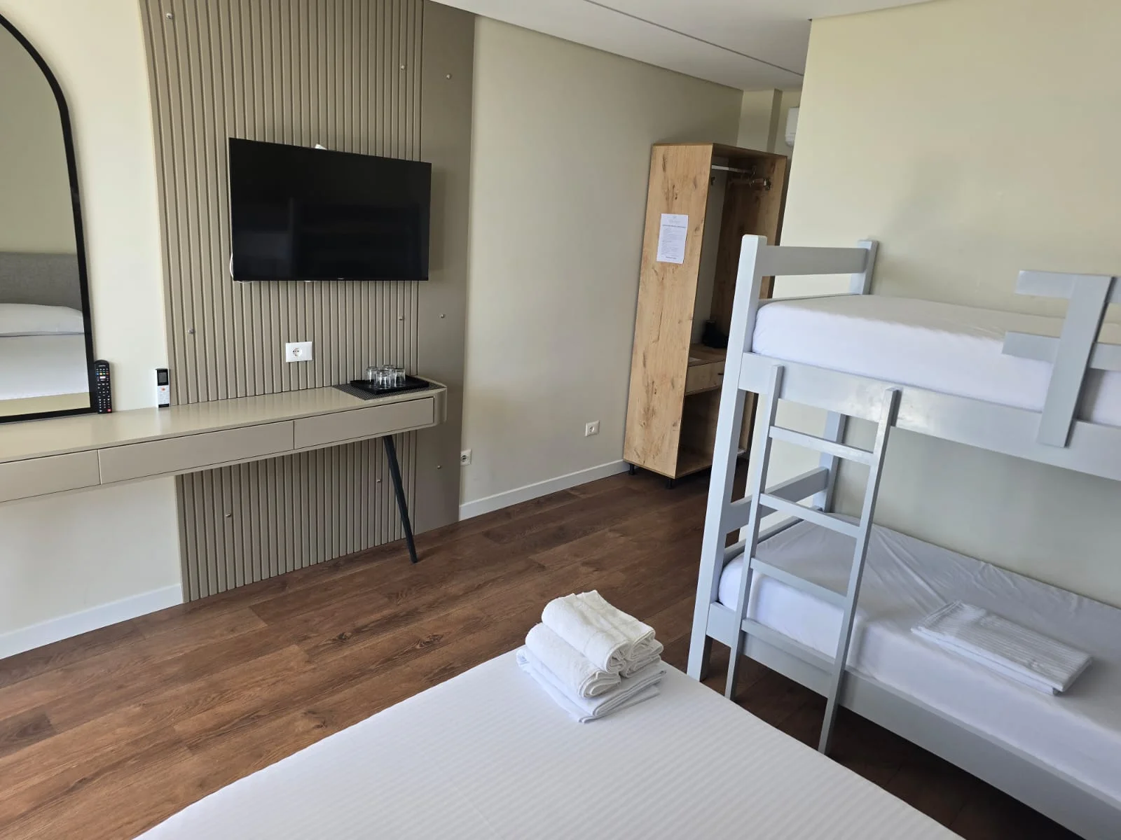 Quadruple room ground floor (with balcony)